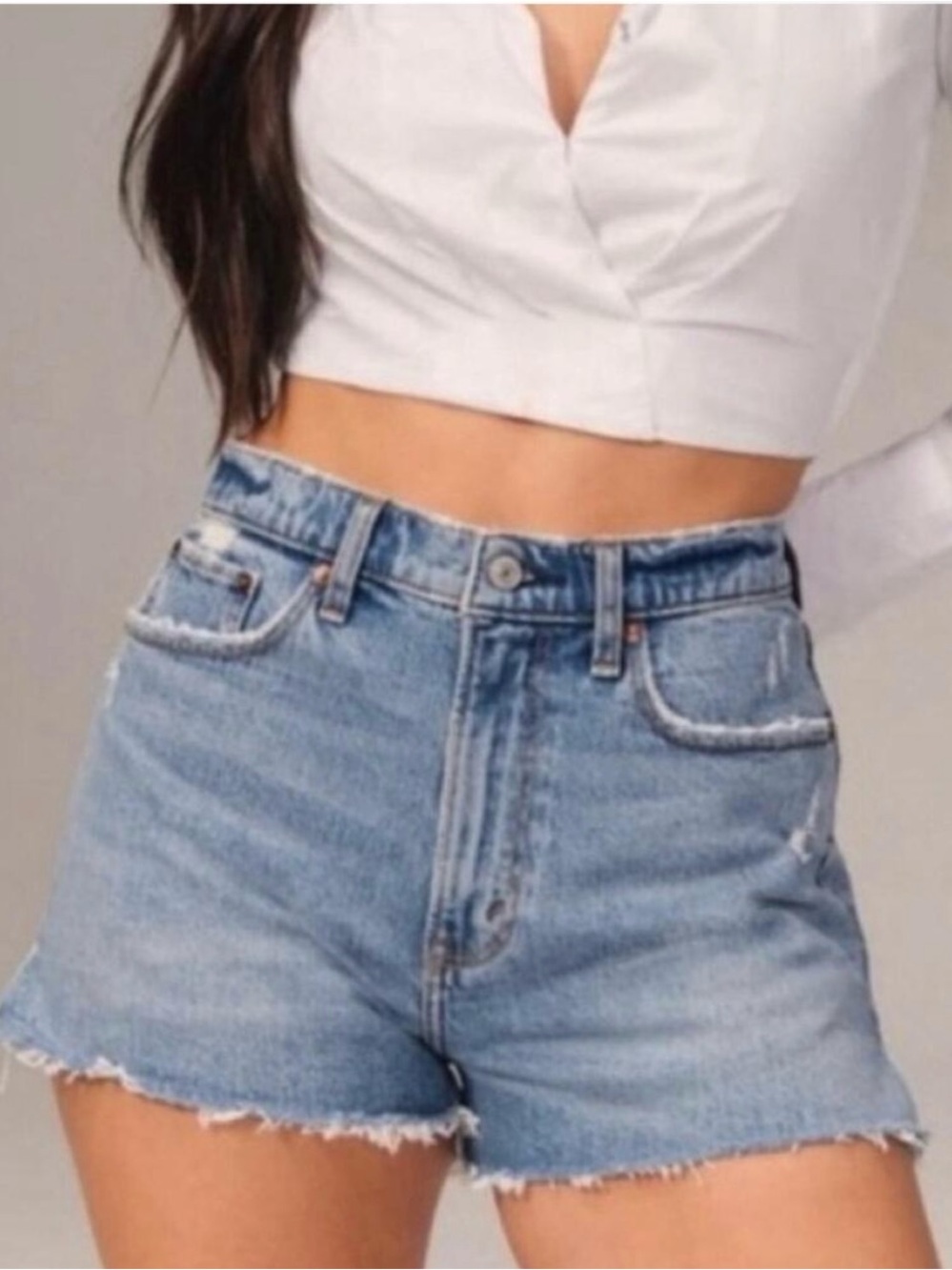 Abercrombie & Fitch The Mom Short High Rise in Curve Love